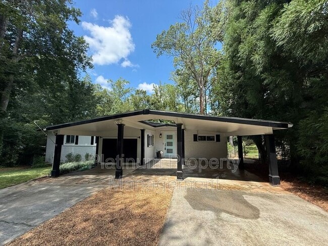 Building Photo - 3828 Donaldson Dr