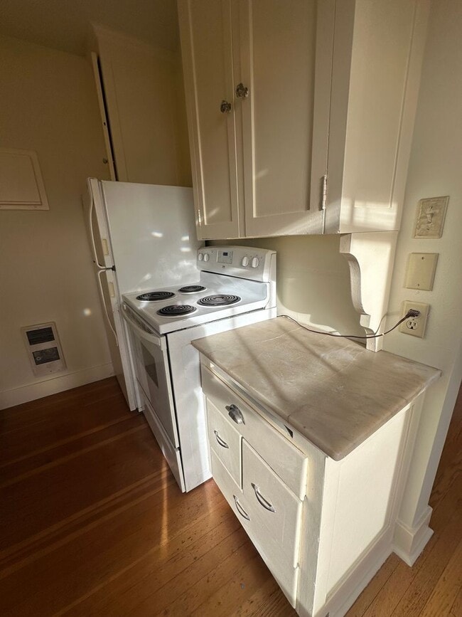 Interior Photo - Glen Eden Apartments