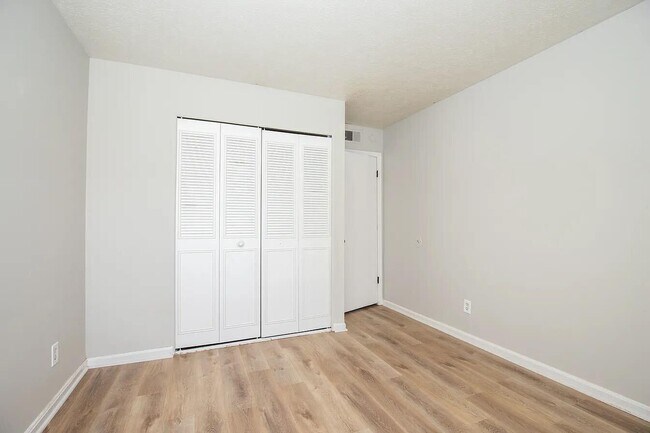 Building Photo - 7417 Garrison Rd