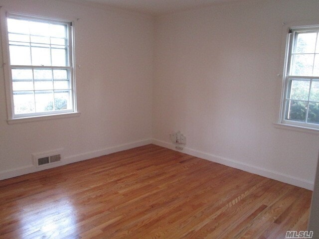 Building Photo - 164 Wildwood Rd