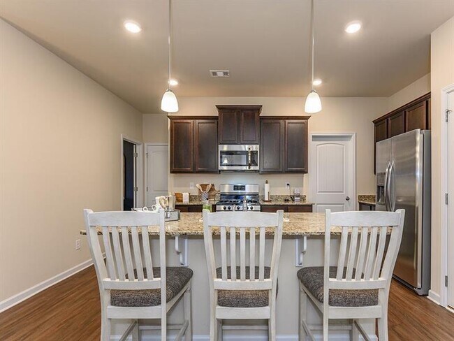 Building Photo - 151 Centennial Ridge Dr