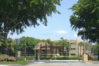 Building Photo - 8075 SW 107th Ave