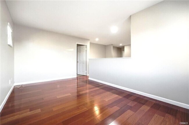 Building Photo - 29056 Barcelona Ct