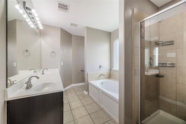 Building Photo - 8615 Gander Bayshore Ln