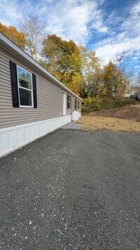 Building Photo - 18 Abbott St