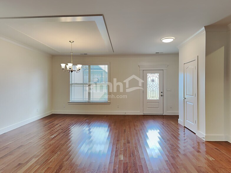 Building Photo - 430 Risen Star Dr