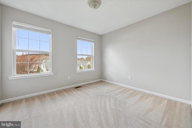 Building Photo - 63 Granite Ln