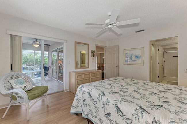 Building Photo - GEORGOUS 2 BEDROOM, 2BATHROOM, TURN KEY FU...