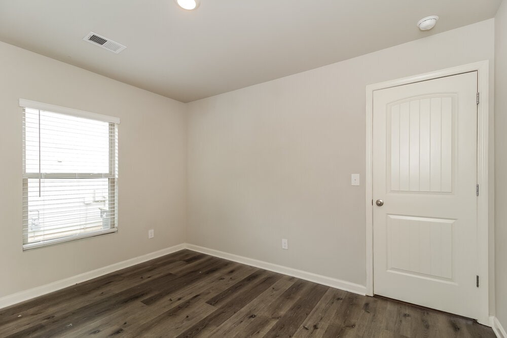 Building Photo - 3019 Chris Cir