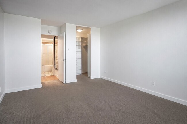 Building Photo - 3883 Turtle Creek Blvd