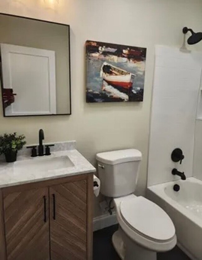 Building Photo - Fully Renovated 3 Bedroom 2 Bath Home in Forest Acres