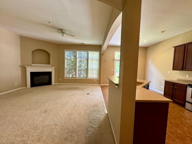 Building Photo - 213 Chateau Pl