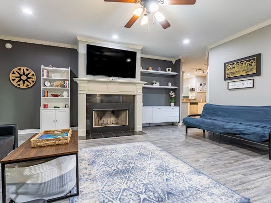 Building Photo - 8116 Kanis Oaks Dr