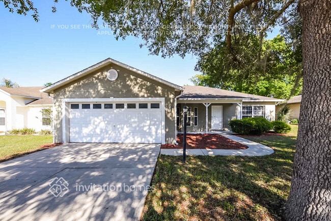 Building Photo - 11609 Lake Dr