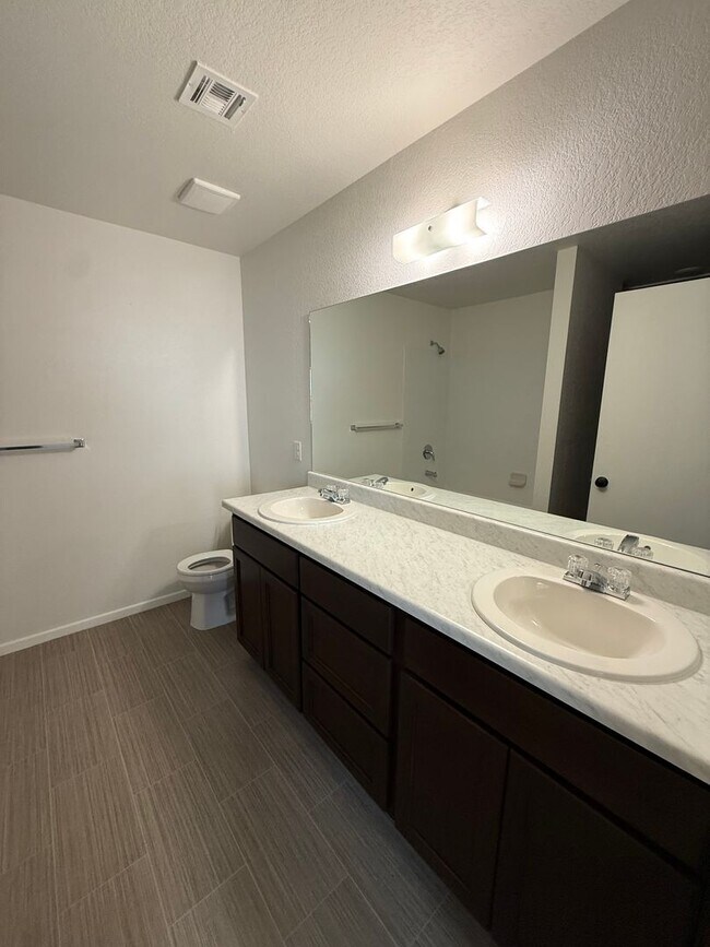 Building Photo - BRAND NEW Desert Sky Townhouse