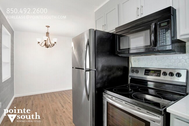 Building Photo - 51 Adkinson Dr