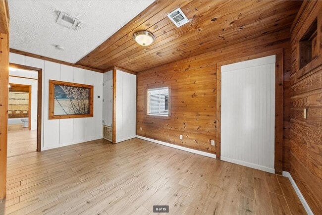 Building Photo - 301 Tatum Rd