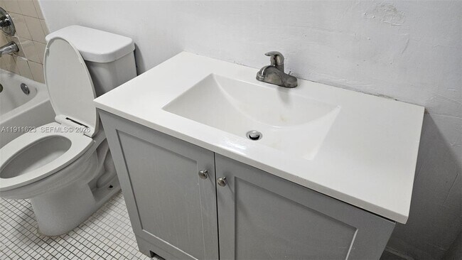 Building Photo - 15600 NW 7th Ave