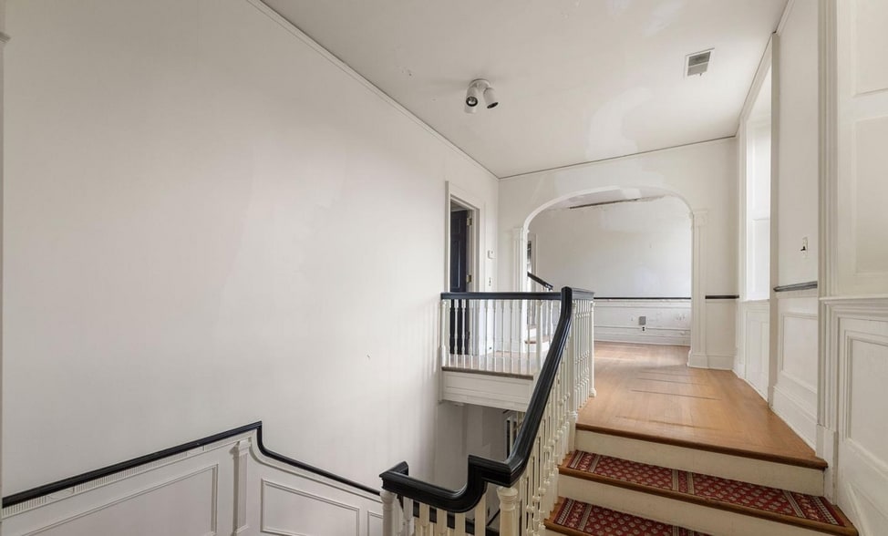 Main stairway - 2700 Philadelphia Pike