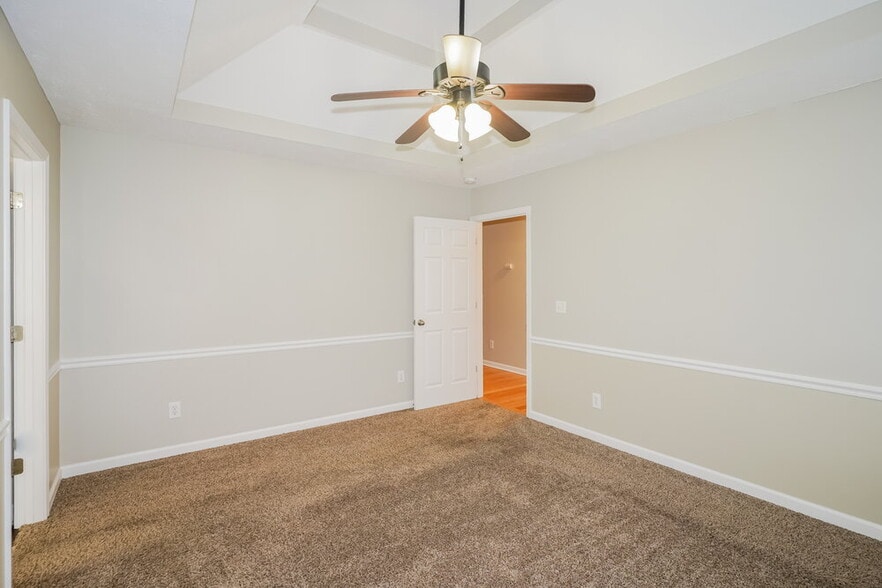 Building Photo - 606 Parrish Wood