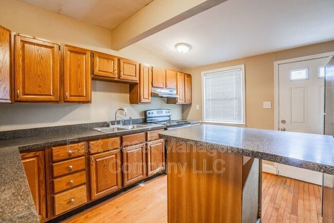 Building Photo - 4809 Arabia Ave