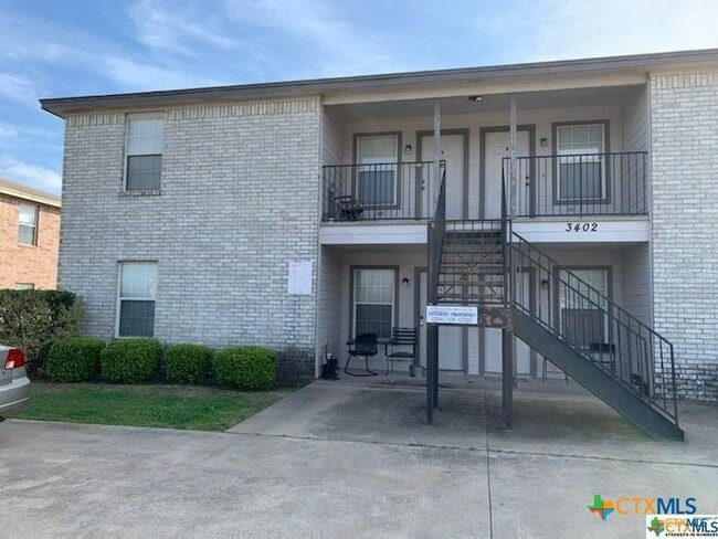Primary Photo - 3402 Zephyr Rd