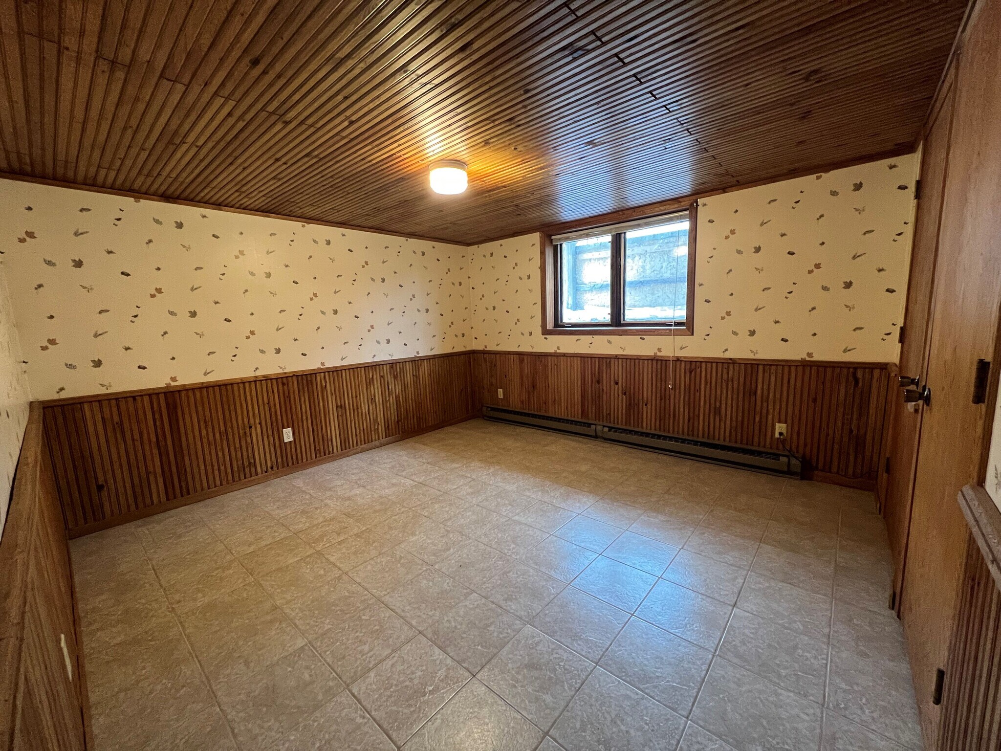 Building Photo - 14889 65th Ave NW