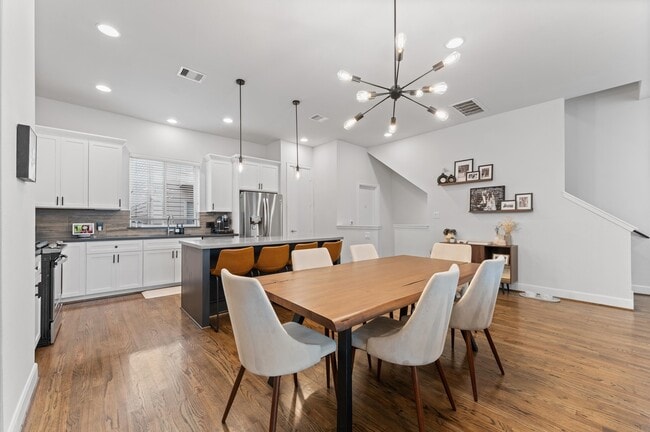 Building Photo - 311 Eado Park Cir