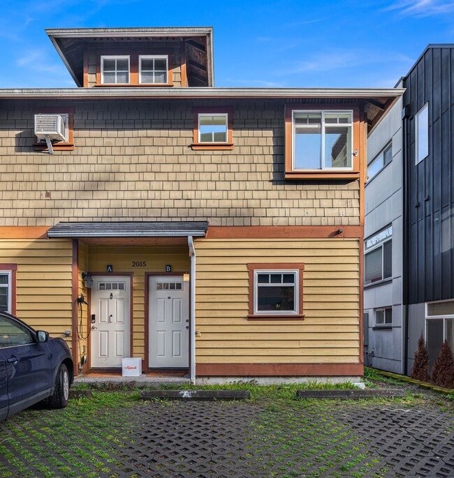 Building Photo - A Quiet Retreat with Parking, Patio, and City Proximity