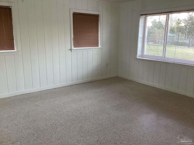 Building Photo - 1600 E Texar Dr