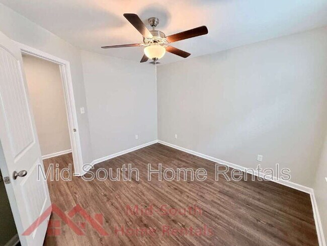 Building Photo - 82 N Rembert St