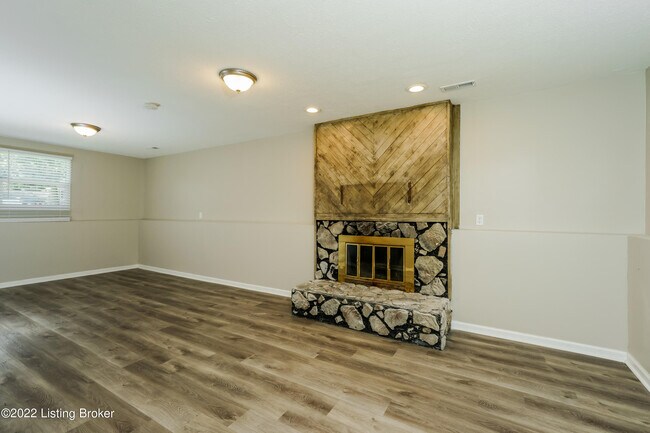 Building Photo - 5510 Gaskin Ct