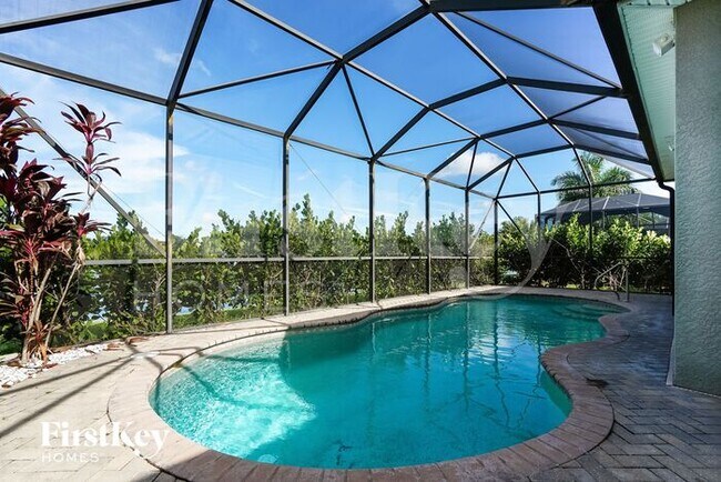 Building Photo - 8233 Silver Birch Way