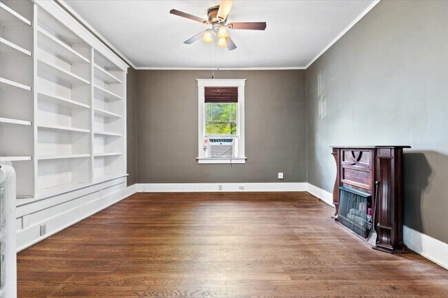 Building Photo - 429 Garland St