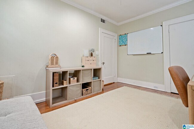 Building Photo - 3927 Clairmont Ave
