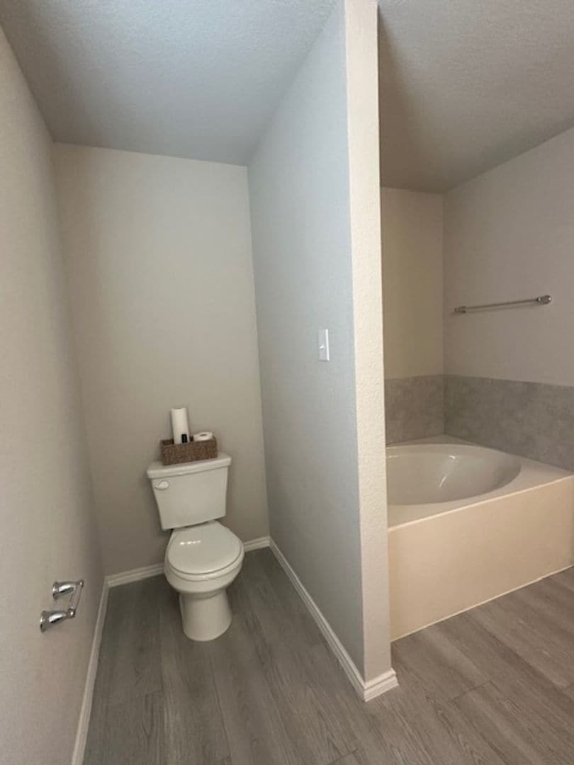 Building Photo - 6317 Bollard Dr