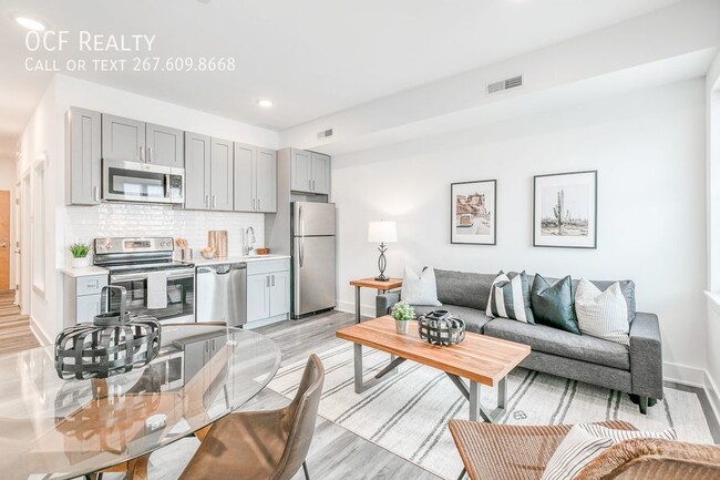 Primary Photo - The Royal JR 1 Bed Apartment