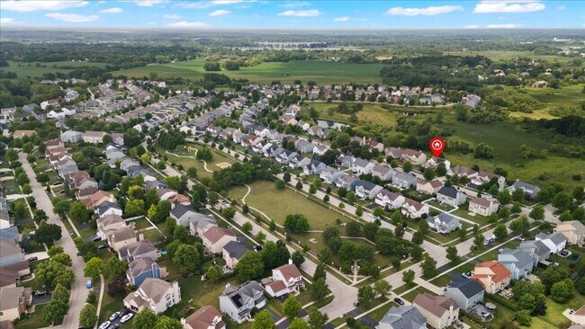 Building Photo - 966 Forest View Way
