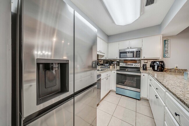 Building Photo - 4123 Cobia St