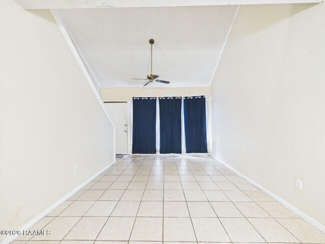 Building Photo - 202 Belfast St