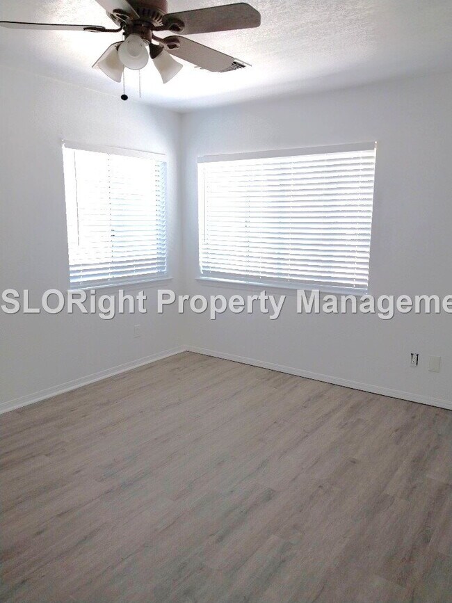 Building Photo - AVAILABLE NOW - 3 Bed, 2.5 Bath Nipomo Condo