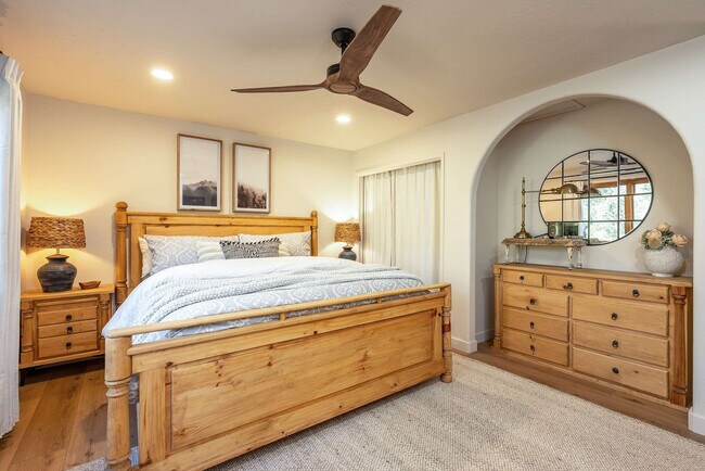 Building Photo - 43620 Washburn Dr