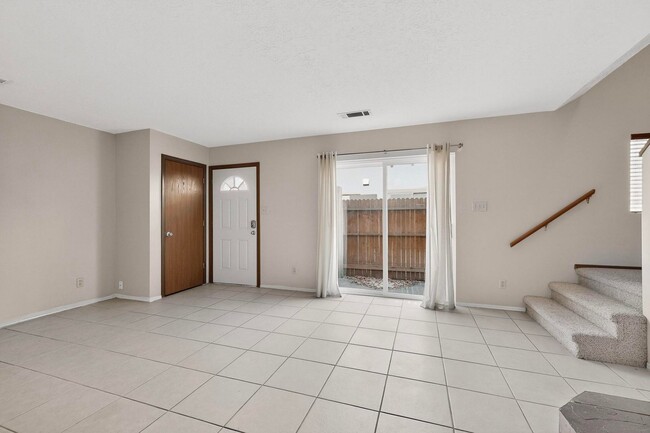 Building Photo - Prospectors Point NE Condo 2 Bedroom, 2 story, 1 1/2 Bath, 1 car garage