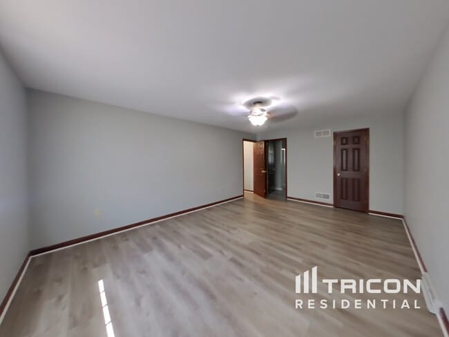 Building Photo - 2585 Cherry Ct