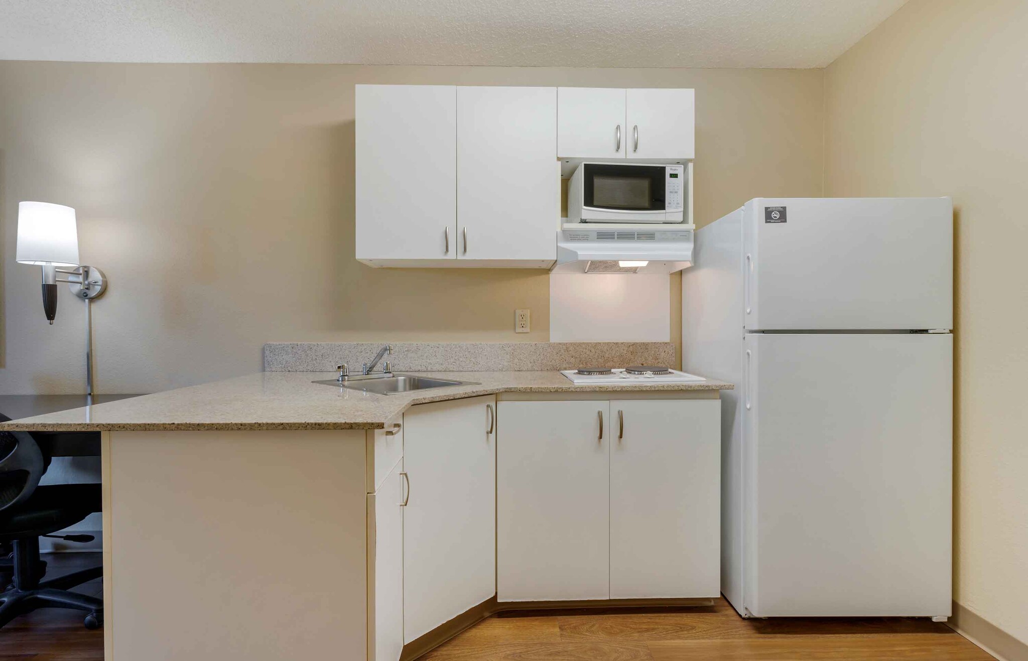 Building Photo - Furnished Studio-San Jose - Santa Clara