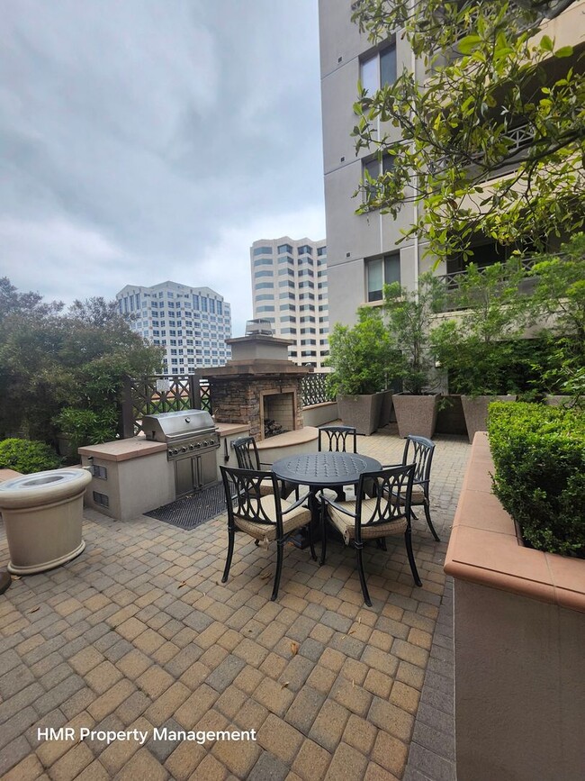 Primary Photo - 2 bed 2.5 bath condominium at Lake at Waln...