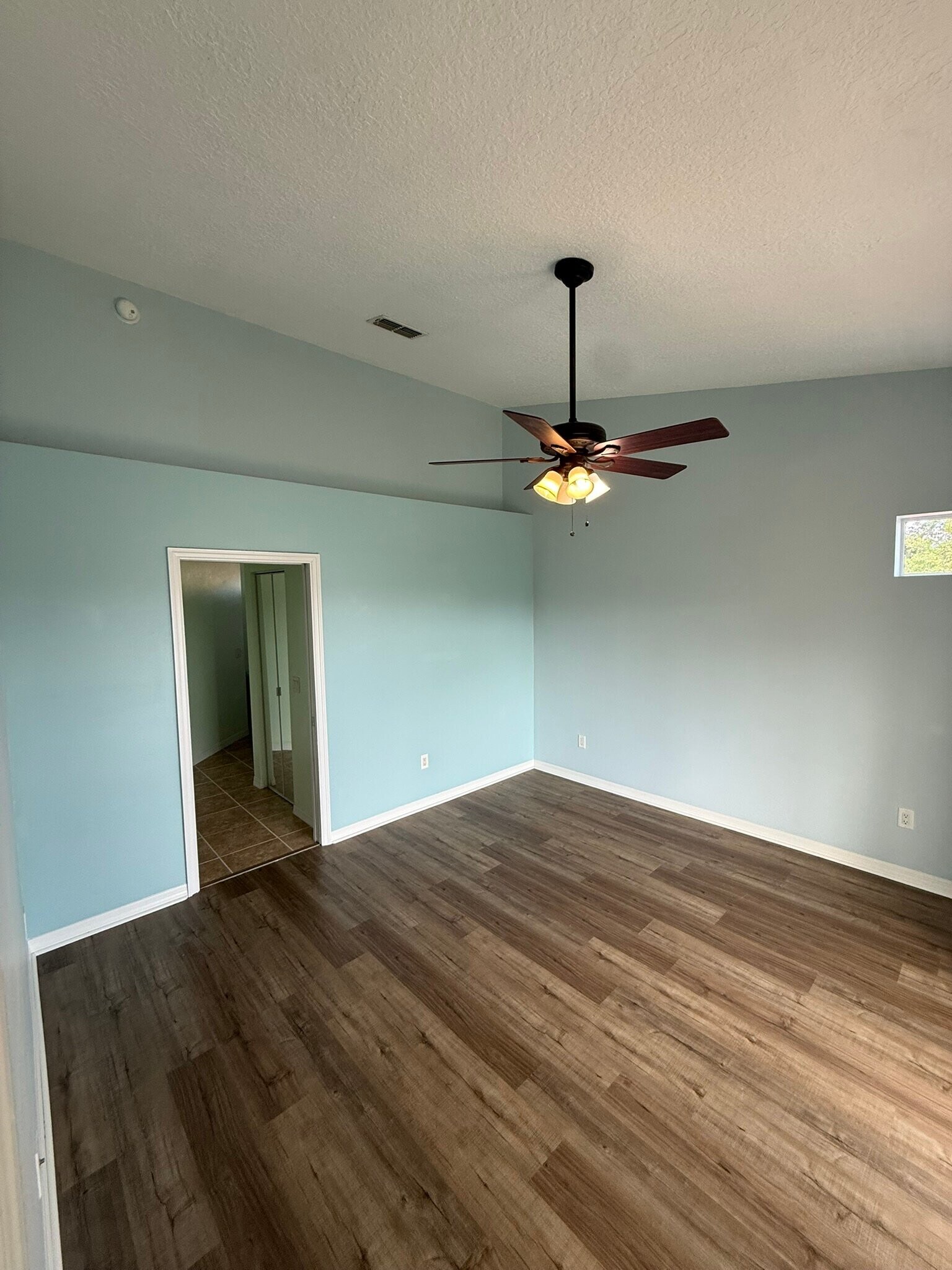 Building Photo - 5492 Compass Pte