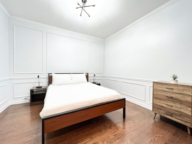 Building Photo - 6066 Barker Landing NE