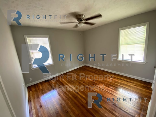 Building Photo - 2920 King St