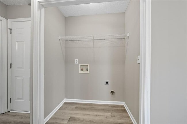 Building Photo - 273 Cottonwood Creek Cir